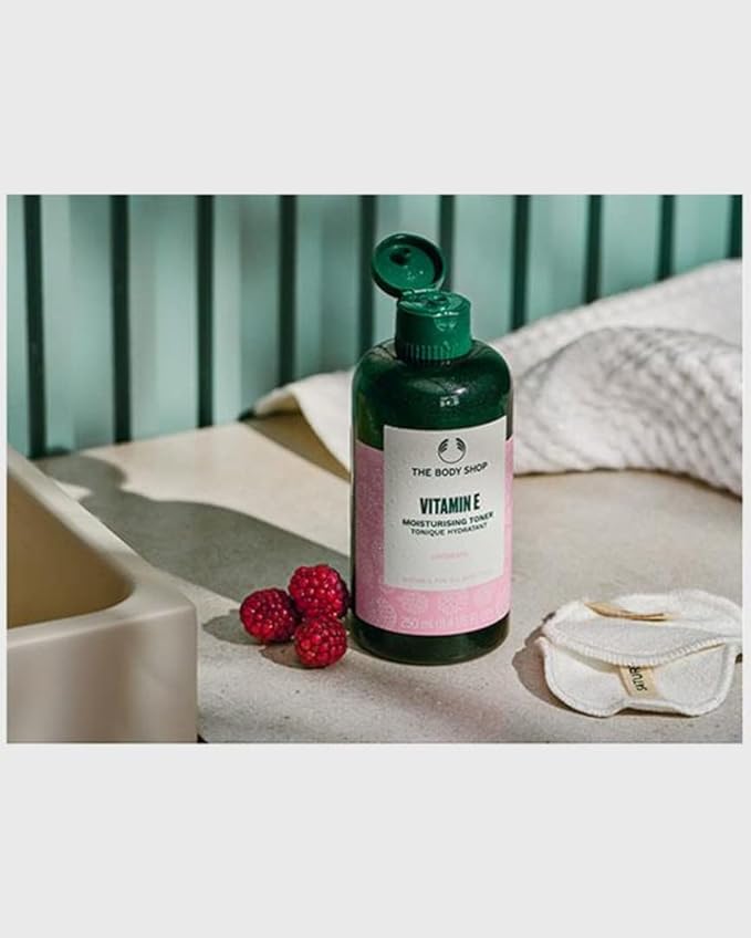 The Body Shop Vitamin E Moisturizing Toner - Hydration for All Skin Types - Vegan - 8.4 Fl Oz
