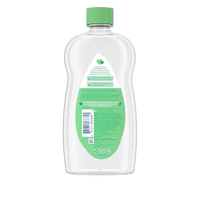 Johnson's Baby Oil, Mineral Oil with Aloe Vera & Vitamin E to help reduce Moisture Loss, Soothing, Moisturizing Baby Massage Oil, 20 fl. oz, 6 Pack