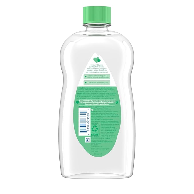 Johnson's Baby Oil, Mineral Oil with Aloe Vera & Vitamin E to help reduce Moisture Loss, Soothing, Moisturizing Baby Massage Oil, 20 fl. oz, 6 Pack