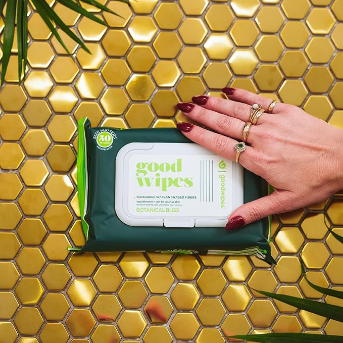 goodwipes Flushable Butt Wipes - Extra Large Adult Wet Wipes For Women & Men - Bathroom Essentials - Sewer & Septic Safe - Botanical Bliss, 418 Count (8 Packs + 1 Travel)