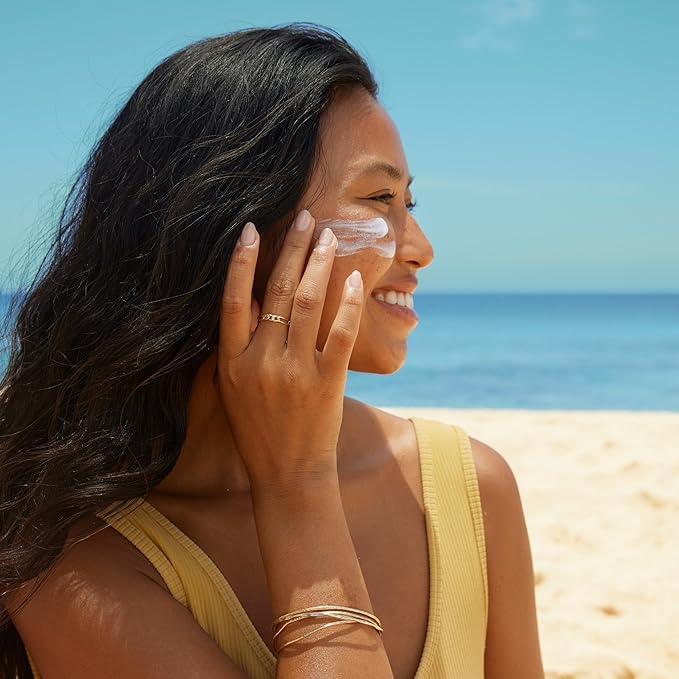 Sun Bum Original SPF 50 Sunscreen Face Lotion - Broad Spectrum Moisturizing Facial Sunscreen with Vitamin E - Hawaii 104 Act Compliant (Made without Octinoxate & Oxybenzone) - Travel Friendly - 3 oz